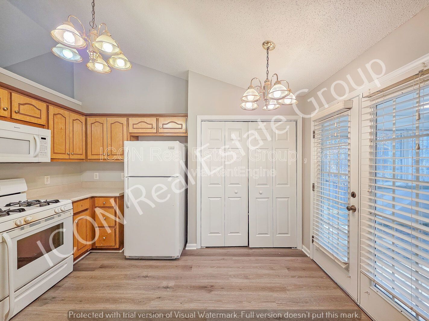 3/2.5 home on large lot -Powder Springs property image