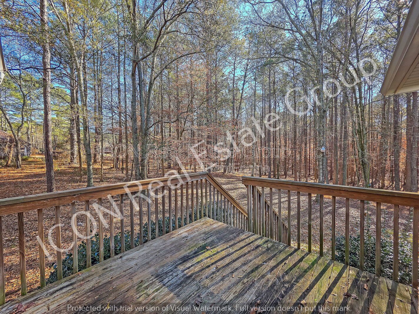 3/2.5 home on large lot -Powder Springs property image