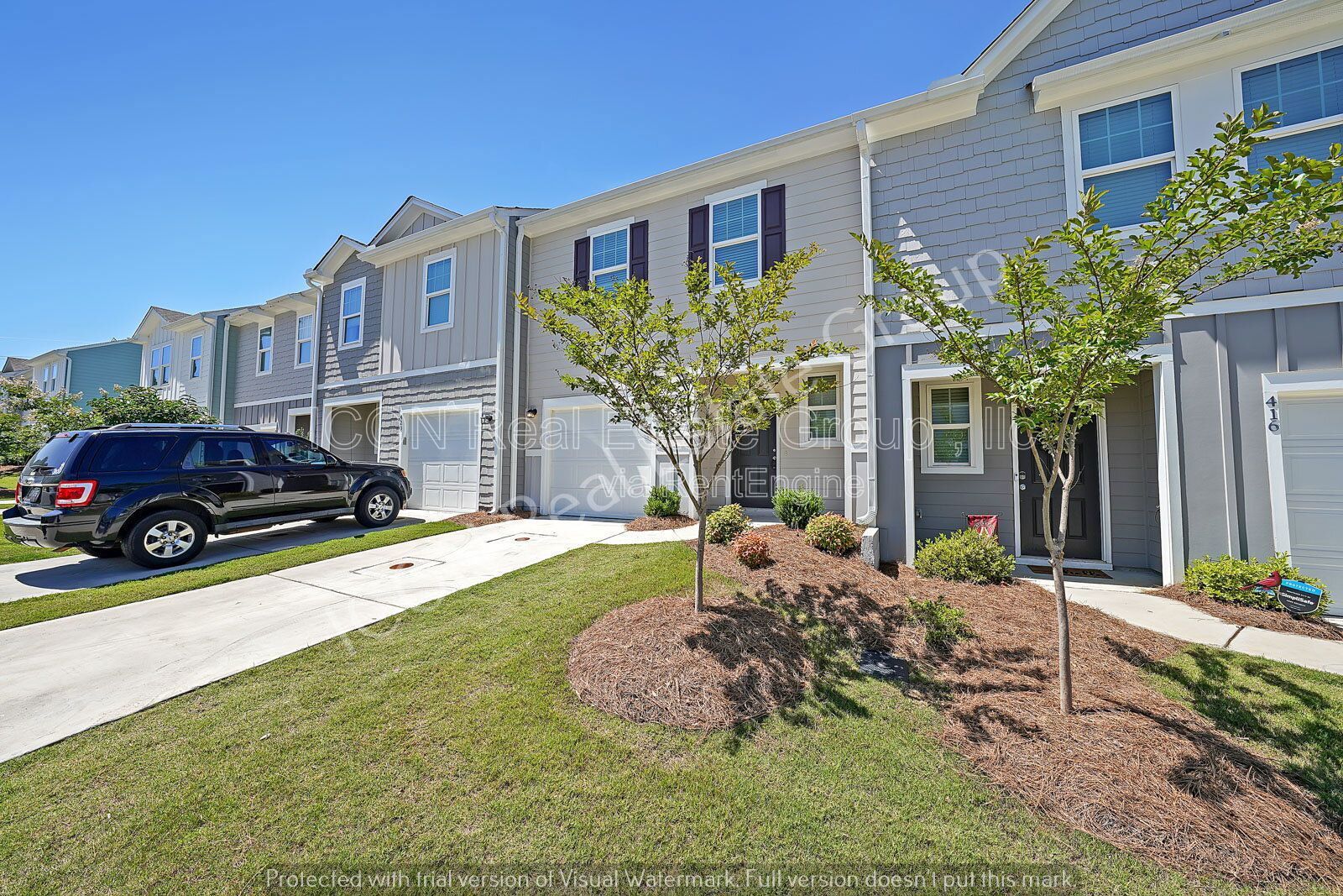 3/2.5 Townhouse close to 41 and downtown property image