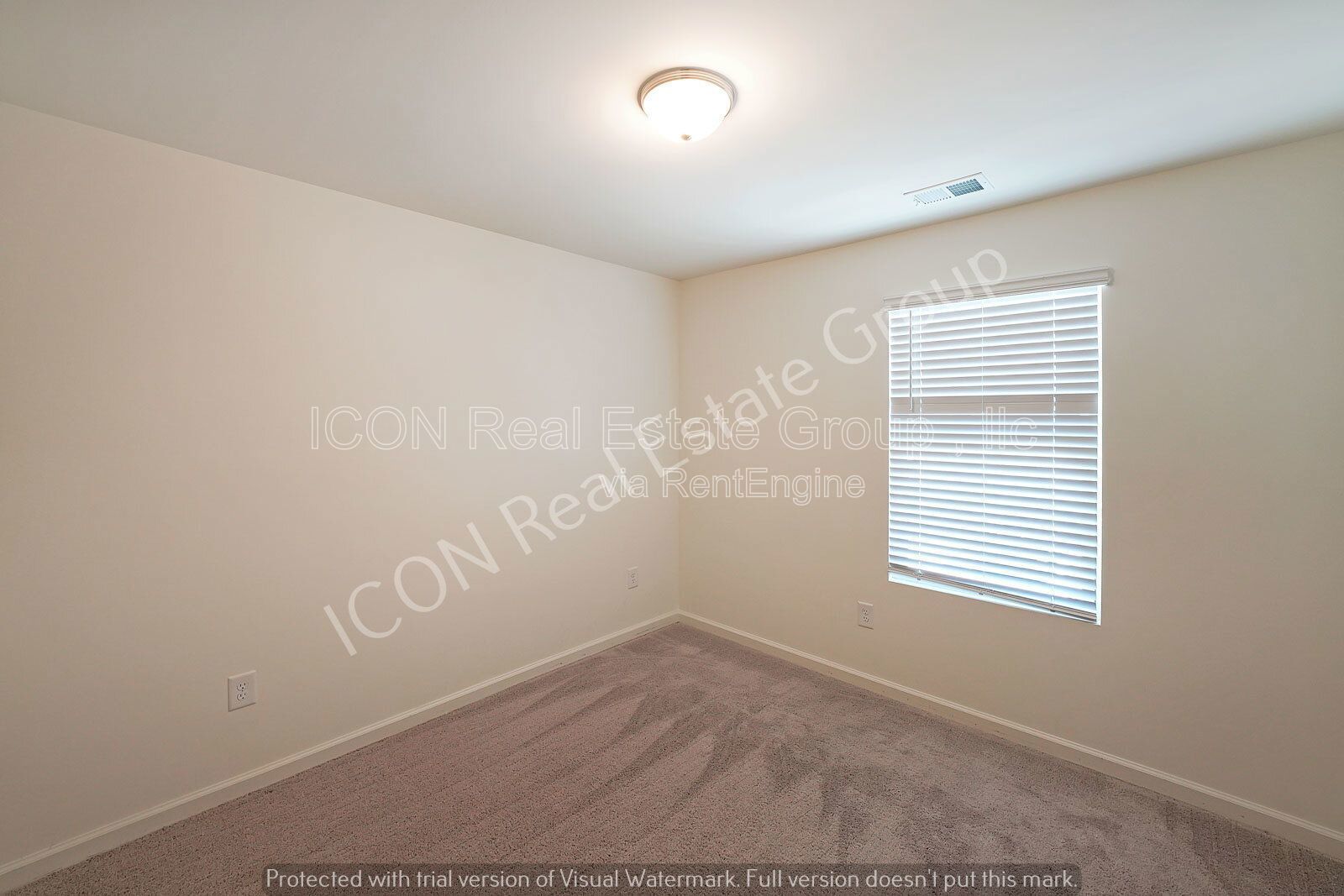 3/2.5 Townhouse close to 41 and downtown property image