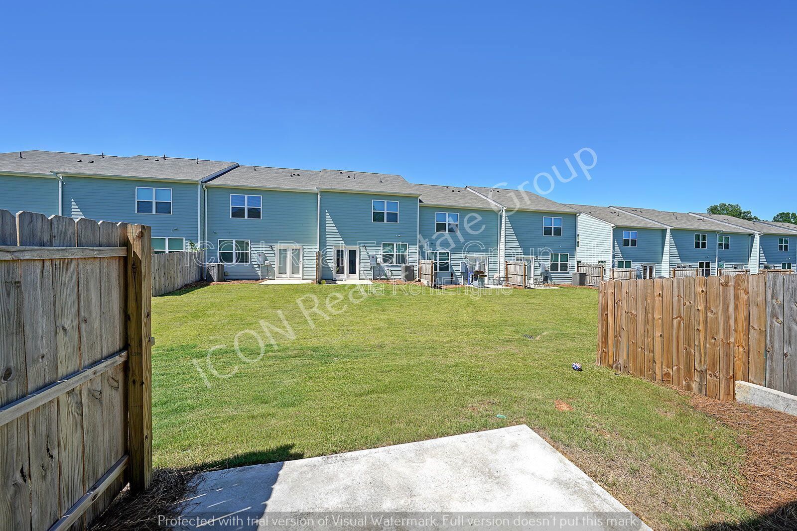 3/2.5 Townhouse close to 41 and downtown property image