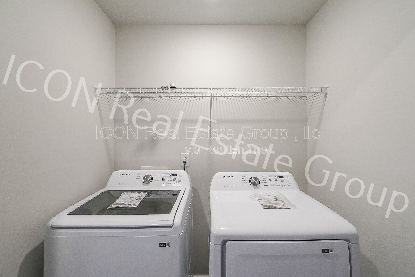 Beautiful 3-Bedroom Townhome with Modern Finishes & Prime Location! property image