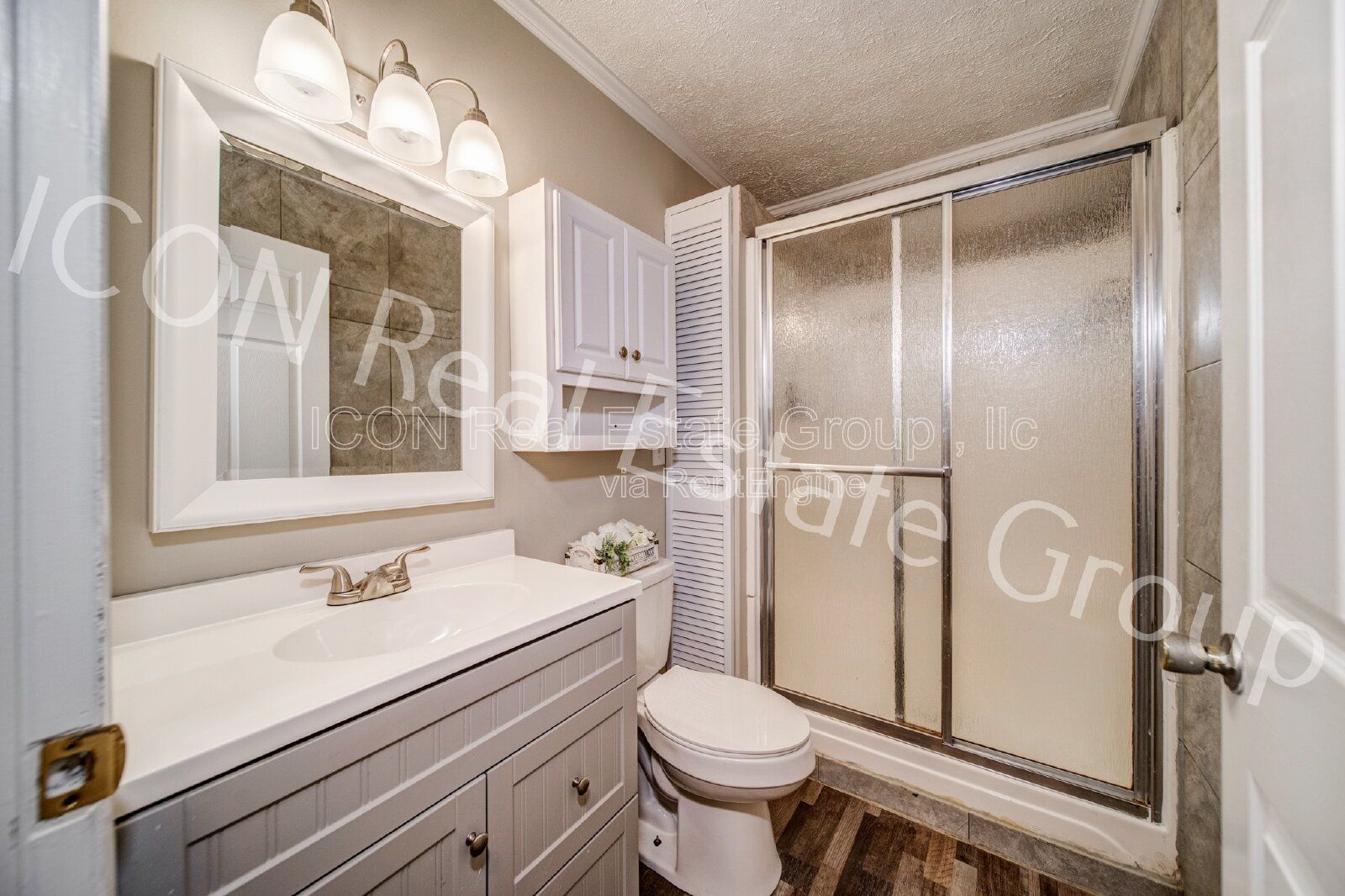 Charming Country Living on 6 Acres – Spacious 2BR Ranch Duplex! property image