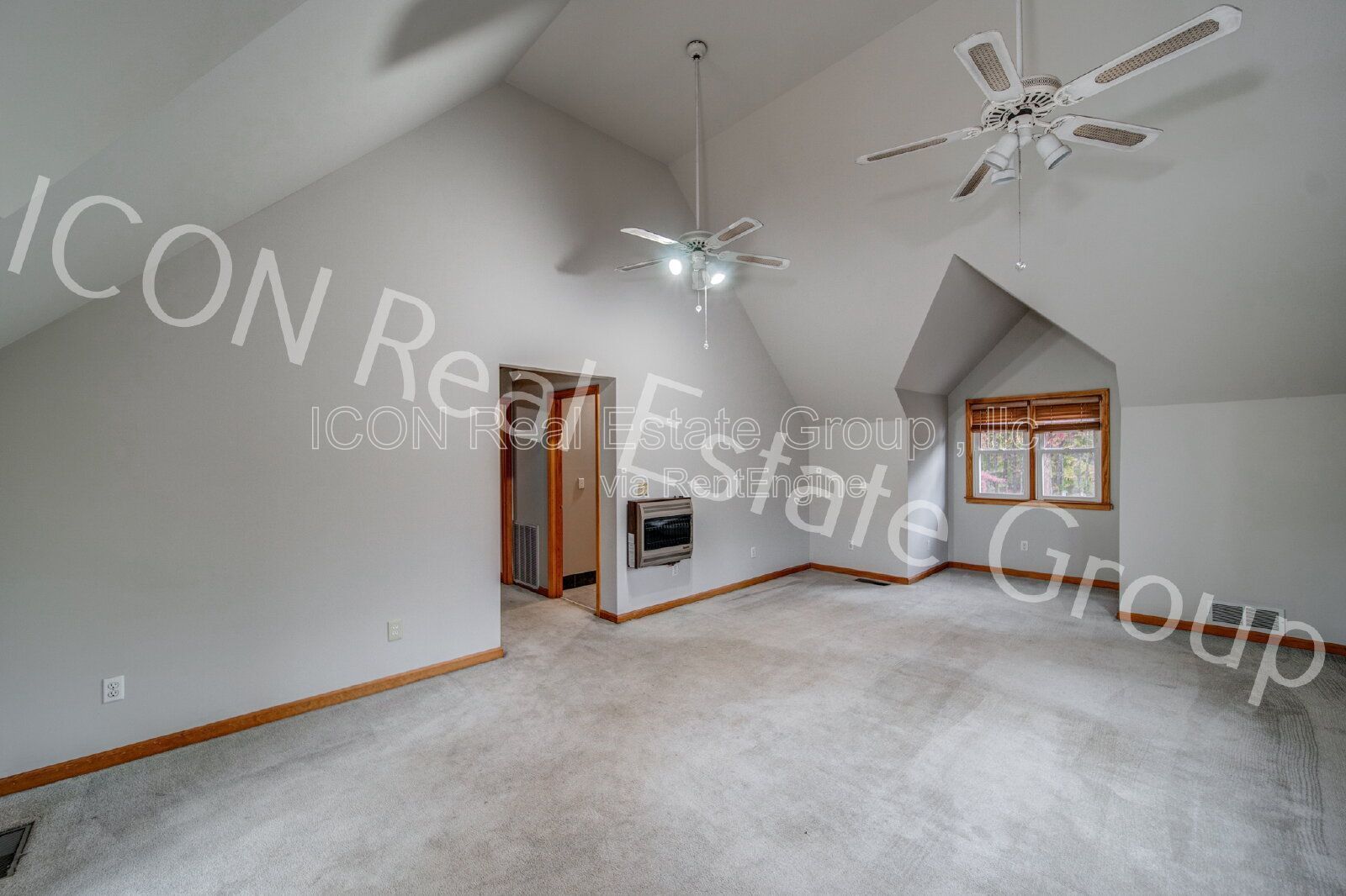 1/1.5 home in the country property image