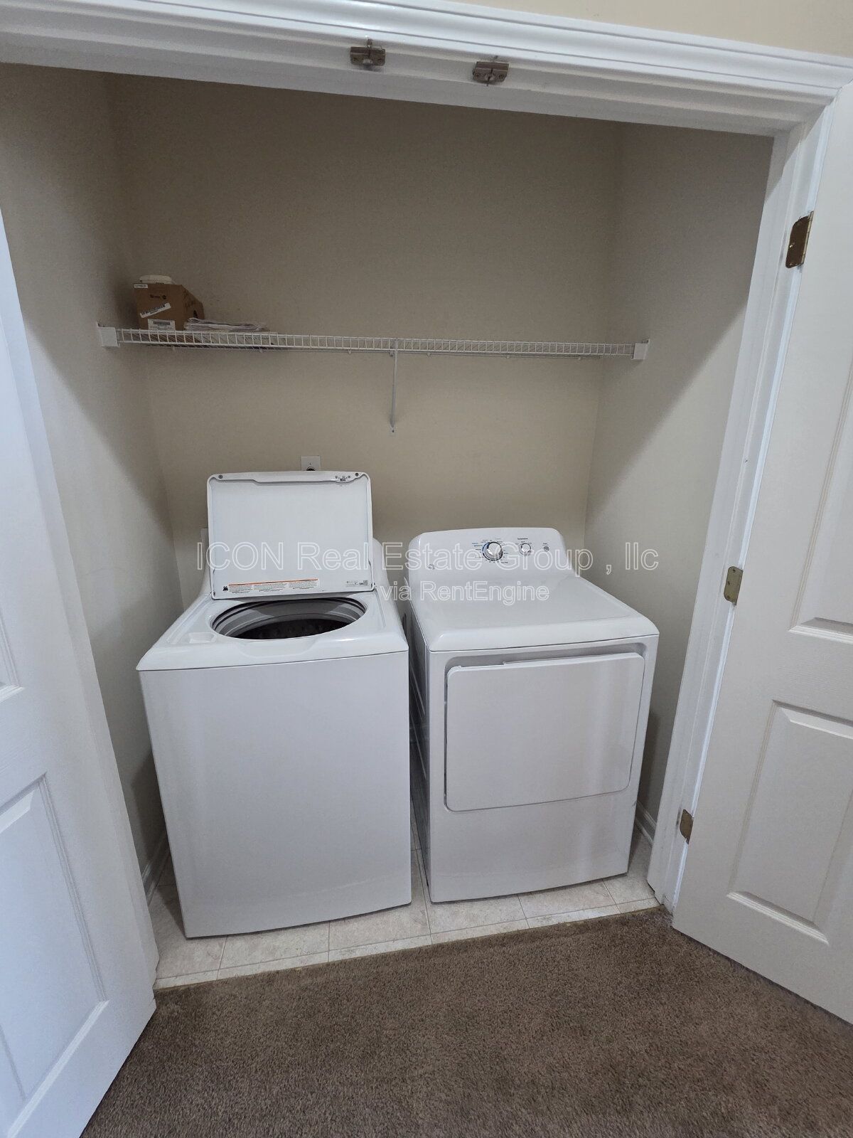 2/2 Townhome close to shopping and dining property image