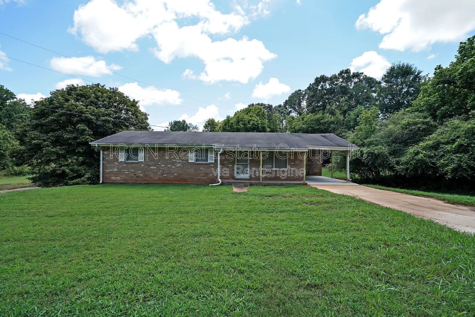 3/1 Ranch home on 4 Acres close to shopping and dining in Canton! property image
