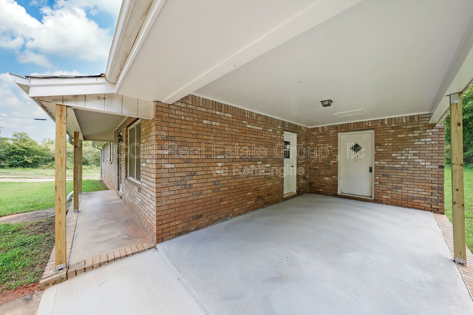 3/1 Ranch home on 4 Acres close to shopping and dining in Canton! property image