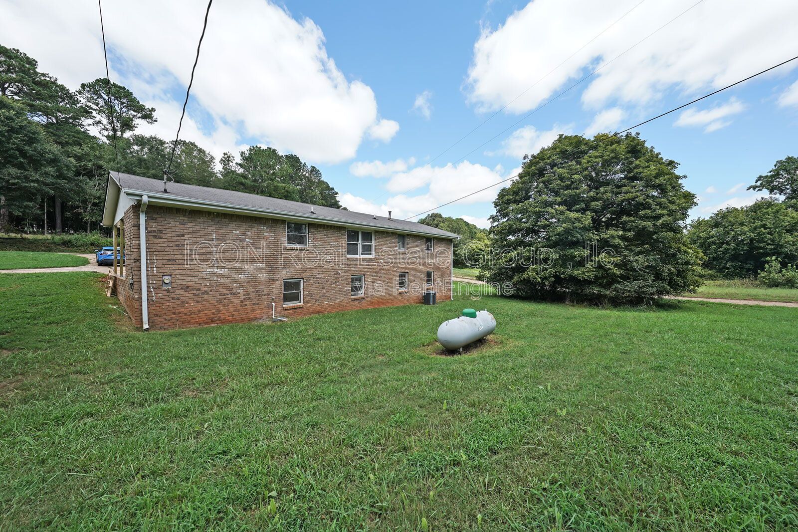 3/1 Ranch home on 4 Acres close to shopping and dining in Canton! property image