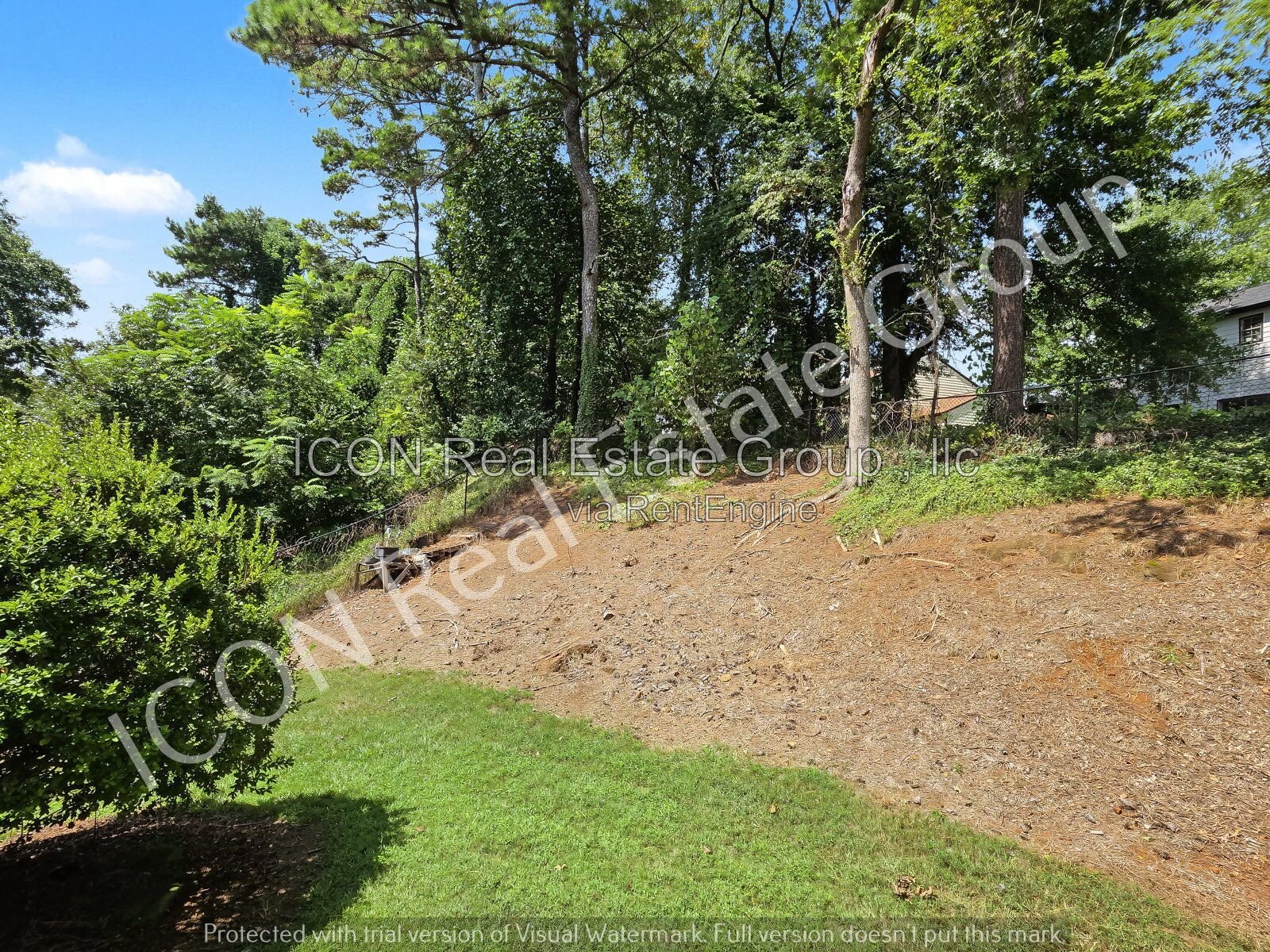 3 or4-Bed Family Home in Marietta with Spacious Layout & 2.5 Baths with fenced yard and cul de sac lot property image