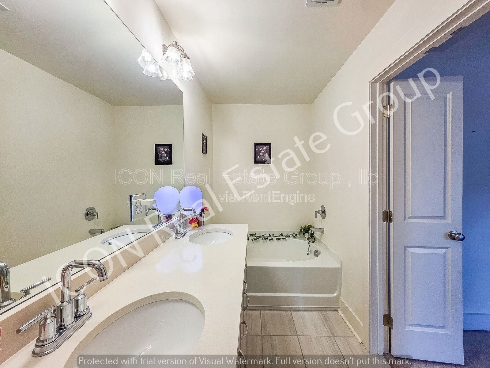 Spacious 3/2.5 Townhome property image